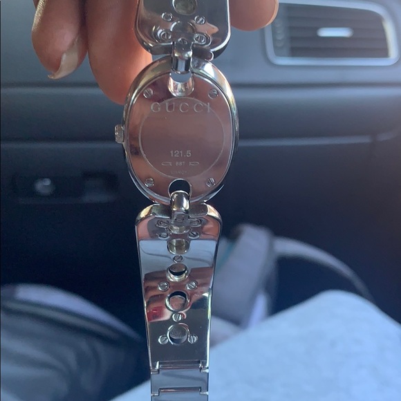 Gucci watch - Picture 2 of 3